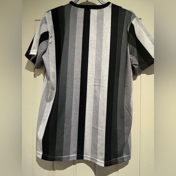Boohoo Man monochrome white grey black stripe embroidery man t-shirt size Medium - Picture 2 of 7